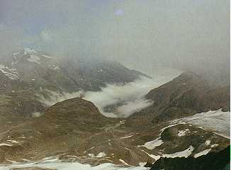 mist2.jpg (9497 bytes)